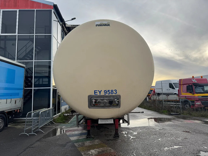 Magyar 3 COMPARTIMENTS BPW AXLES - Tanker semi-trailer: picture 2 Magyar 3 COMPARTIMENTS BPW AXLES - Tanker semi-trailer: picture 2