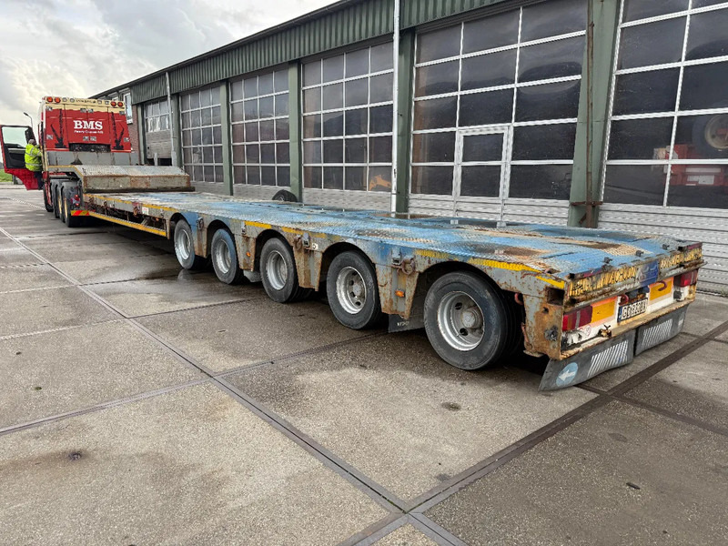 Nooteboom MCO-75-05V/Z - 2x EXTENDABLE - 4 AXLES FORCED STEERING - Low loader semi-trailer: picture 4 Nooteboom MCO-75-05V/Z - 2x EXTENDABLE - 4 AXLES FORCED STEERING - Low loader semi-trailer: picture 4