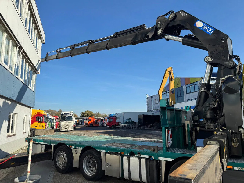 Scania G440 8X2 EURO 6 HMF 8520 + REMOTE CONTROL TWISTLOCKS - Crane truck: picture 4 Scania G440 8X2 EURO 6 HMF 8520 + REMOTE CONTROL TWISTLOCKS - Crane truck: picture 4