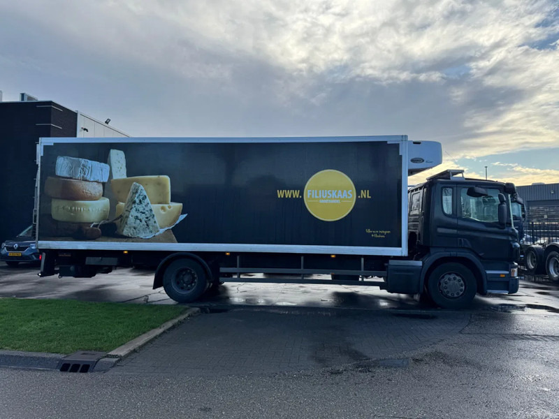 Scania P230 4X2 - EURO 4 + CARRIER SUPRA 950 MT + DHOLLANDIA LIFT - Refrigerated truck: picture 4 Scania P230 4X2 - EURO 4 + CARRIER SUPRA 950 MT + DHOLLANDIA LIFT - Refrigerated truck: picture 4