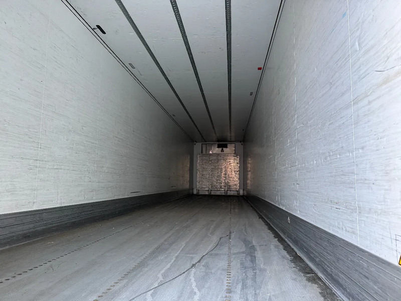 Refrigerated semi-trailer Schmitz Cargobull SKO24 + THERMOKING SLX 300 D&E: picture 7 Refrigerated semi-trailer Schmitz Cargobull SKO24 + THERMOKING SLX 300 D&E: picture 7
