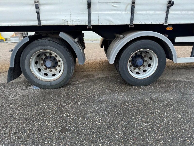 Curtainsider semi-trailer Tracon TR70-0000 ZEPRO 2500 KG LOAD LIFT STERRING AXLE: picture 11 Curtainsider semi-trailer Tracon TR70-0000 ZEPRO 2500 KG LOAD LIFT STERRING AXLE: picture 11