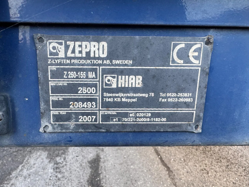 Curtainsider semi-trailer Tracon TR70-0000 ZEPRO 2500 KG LOAD LIFT STERRING AXLE: picture 10 Curtainsider semi-trailer Tracon TR70-0000 ZEPRO 2500 KG LOAD LIFT STERRING AXLE: picture 10