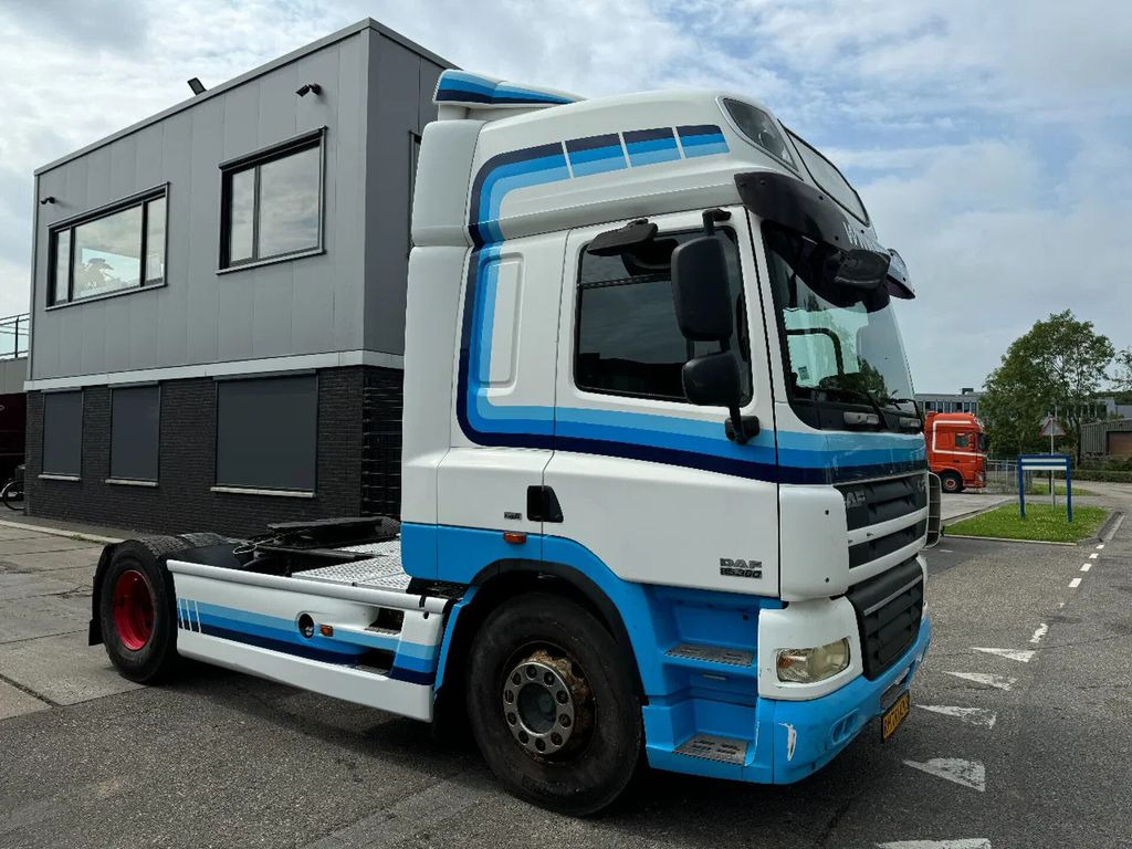 DAF CF 85.360 4X2 - EURO 5 - FULL SPOILER - NL TRUCK - Tractor unit: picture 3 DAF CF 85.360 4X2 - EURO 5 - FULL SPOILER - NL TRUCK - Tractor unit: picture 3
