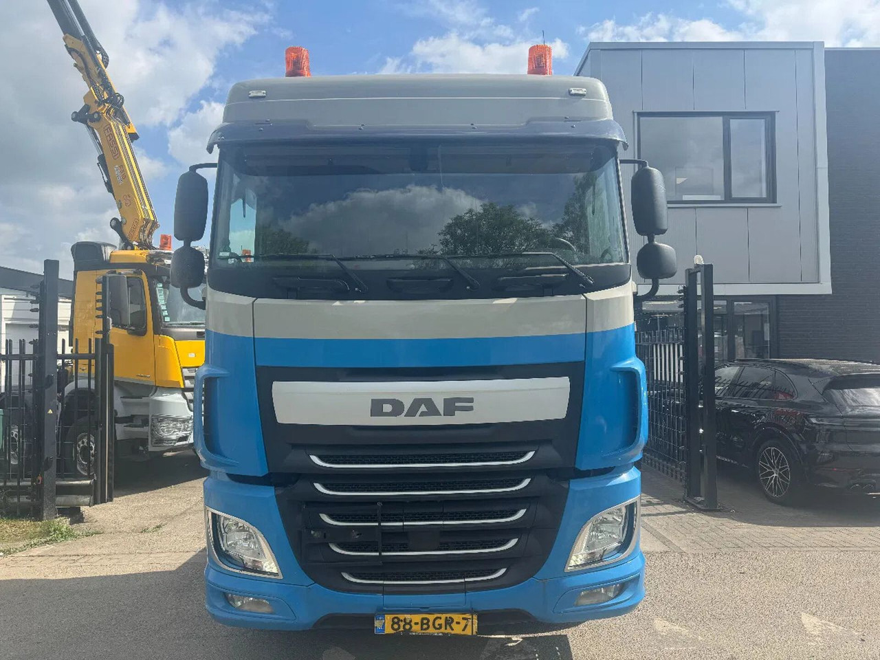 DAF XF 440 6X2 EURO 6 TÜV 09-2025 - Tractor unit: picture 2 DAF XF 440 6X2 EURO 6 TÜV 09-2025 - Tractor unit: picture 2