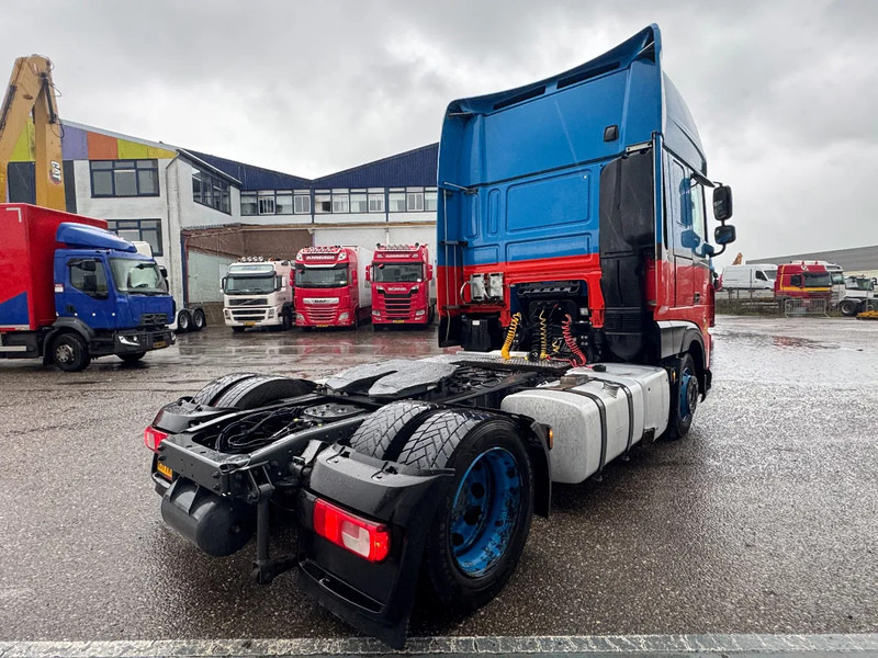 DAF XF 450 4X2 EURO 6 MEGA DOUBLE TANK - Tractor unit: picture 4 DAF XF 450 4X2 EURO 6 MEGA DOUBLE TANK - Tractor unit: picture 4