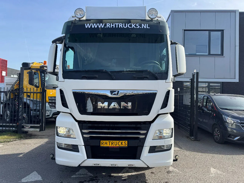 MAN TGX 26.500 6X2 - EURO 6 + LIFTING AXLE - Tractor unit: picture 2 MAN TGX 26.500 6X2 - EURO 6 + LIFTING AXLE - Tractor unit: picture 2