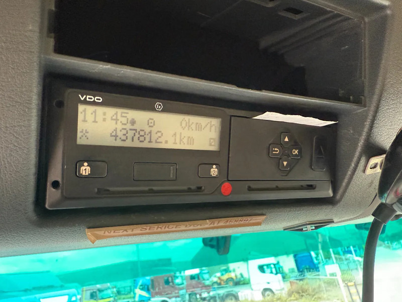 Tractor unit MAN TGX 41.540 8X4 180 TON+ RETARDER + PTO HYDRAULICS: picture 15 Tractor unit MAN TGX 41.540 8X4 180 TON+ RETARDER + PTO HYDRAULICS: picture 15