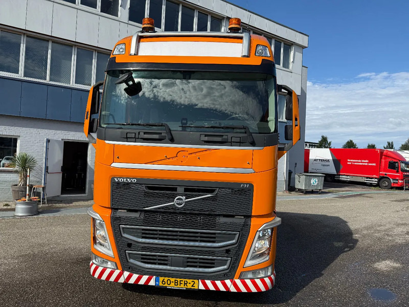 Volvo FH 4 540, 8X4, 703656 KM, INTARDER TUV 25-02-2026 - Tractor unit: picture 2 Volvo FH 4 540, 8X4, 703656 KM, INTARDER TUV 25-02-2026 - Tractor unit: picture 2