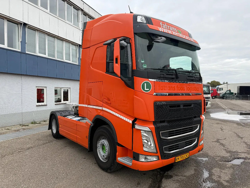 Volvo FH 460 4X2 EURO 6, KB CHASSIS, PARK COOL - Tractor unit: picture 3 Volvo FH 460 4X2 EURO 6, KB CHASSIS, PARK COOL - Tractor unit: picture 3