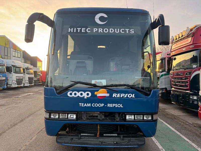 MAN ENGINE AND GEARBOX BROKEN LIVING ROOM + KITCHEN + DOUCHE - Truck: picture 2 MAN ENGINE AND GEARBOX BROKEN LIVING ROOM + KITCHEN + DOUCHE - Truck: picture 2