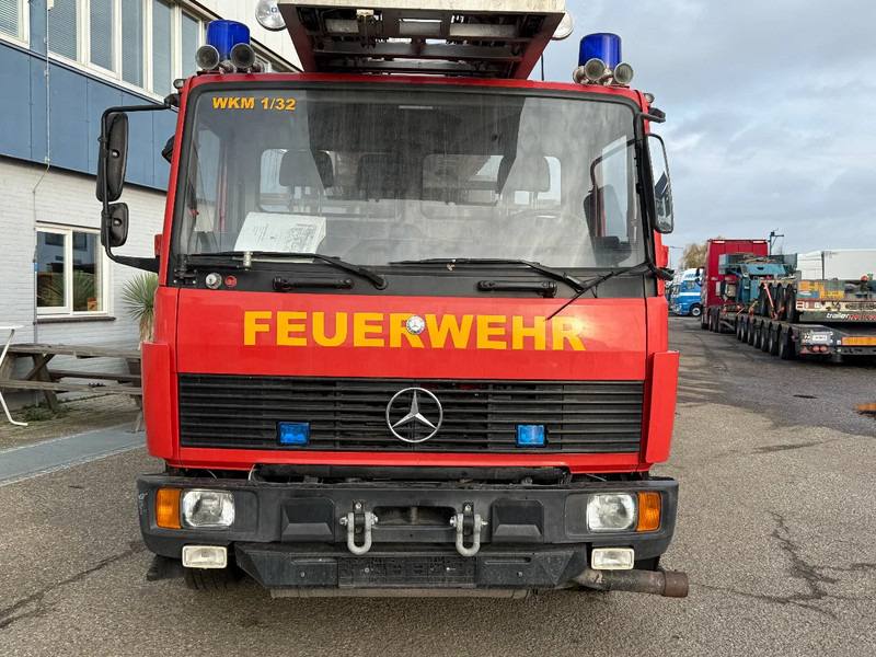 Mercedes-Benz 1124F + METZ DLK 18-12 LIFT + MAN-BASKET - Truck: picture 2 Mercedes-Benz 1124F + METZ DLK 18-12 LIFT + MAN-BASKET - Truck: picture 2