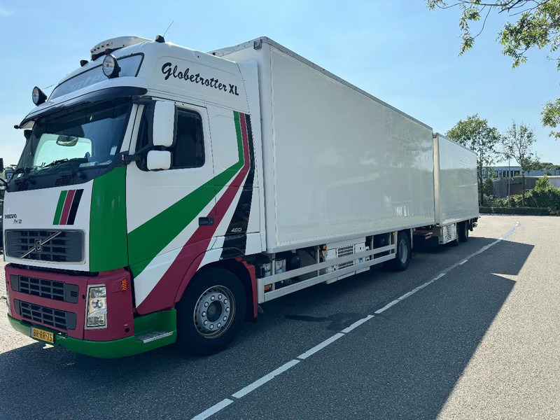 Volvo FH 12.420 4X2 EURO 3+ BURG HANGER + THERMO KING + DHOLLANDIA LIFT - Refrigerated truck: picture 2 Volvo FH 12.420 4X2 EURO 3+ BURG HANGER + THERMO KING + DHOLLANDIA LIFT - Refrigerated truck: picture 2