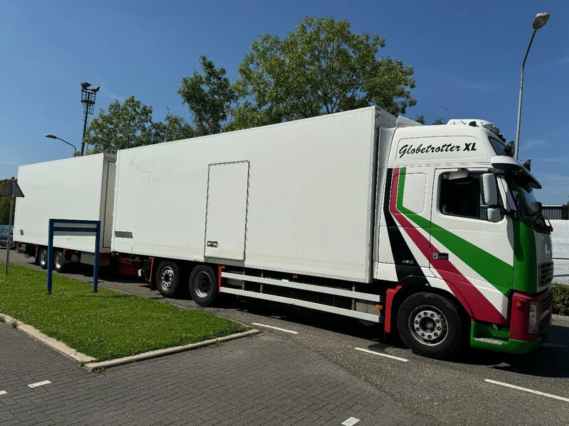 Volvo FH 12.420 6X2 - EURO 3 + HANGER NETAM-FRUEHAUF + THERMOKING + DHOLLANDIA LIFT - Refrigerated truck: picture 1 Volvo FH 12.420 6X2 - EURO 3 + HANGER NETAM-FRUEHAUF + THERMOKING + DHOLLANDIA LIFT - Refrigerated truck: picture 1