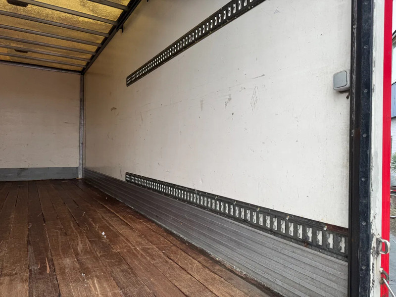 Box truck Volvo FL 12.240 4X2 EURO 5 CLOSED BOX TÜV TILL 12-2026: picture 12 Box truck Volvo FL 12.240 4X2 EURO 5 CLOSED BOX TÜV TILL 12-2026: picture 12