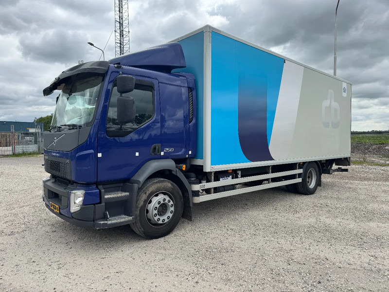 Volvo FL 250 4X2 EURO 6 CARGO LOCK + DHOLLANDIA LIFT TÜV TILL 02-2026 - Box truck: picture 2 Volvo FL 250 4X2 EURO 6 CARGO LOCK + DHOLLANDIA LIFT TÜV TILL 02-2026 - Box truck: picture 2