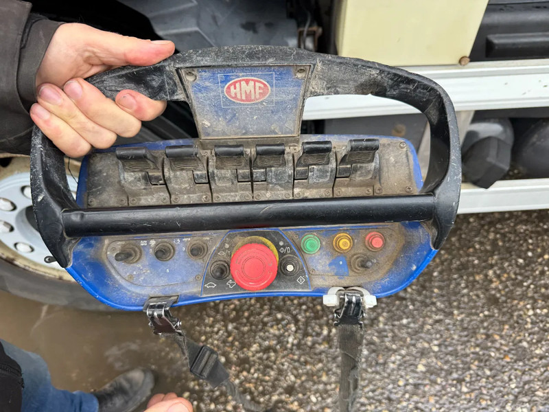 Volvo FM 420 8X2 EEV + HMF 2420-K3 + REMOTE + 5E & 6E FUNCTIE - Dropside/ Flatbed truck, Crane truck: picture 5 Volvo FM 420 8X2 EEV + HMF 2420-K3 + REMOTE + 5E & 6E FUNCTIE - Dropside/ Flatbed truck, Crane truck: picture 5