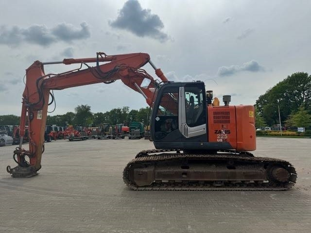 Hitachi ZX 225 US LC-3 - Crawler excavator: picture 3 Hitachi ZX 225 US LC-3 - Crawler excavator: picture 3