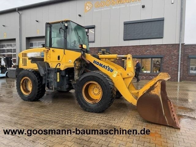 KOMATSU WA 200 - Wheel loader: picture 5 KOMATSU WA 200 - Wheel loader: picture 5