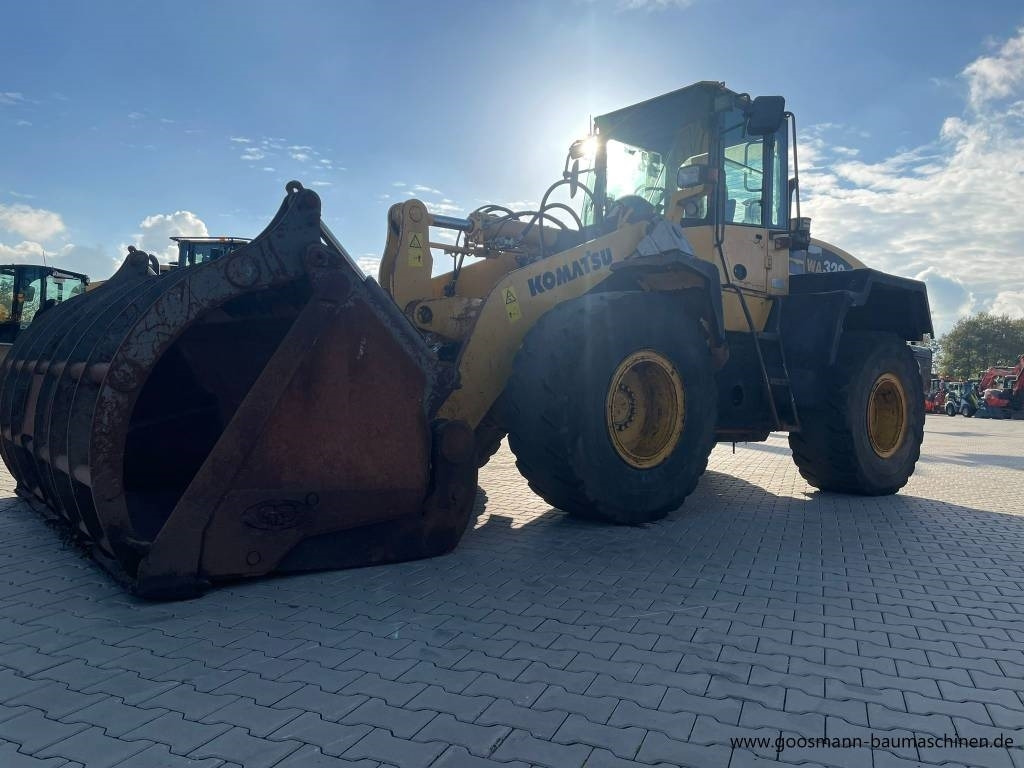 KOMATSU WA320-5 - Wheel loader: picture 3 KOMATSU WA320-5 - Wheel loader: picture 3
