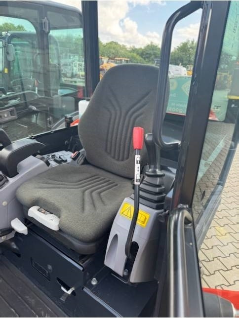 KUBOTA KX018-4 - Mini excavator: picture 5 KUBOTA KX018-4 - Mini excavator: picture 5