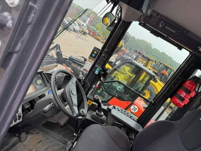 Komatsu WA 320 - Wheel loader: picture 4 Komatsu WA 320 - Wheel loader: picture 4