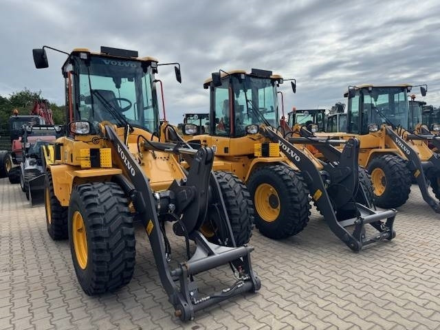 Volvo L 30 HS Klima - Wheel loader: picture 3 Volvo L 30 HS Klima - Wheel loader: picture 3