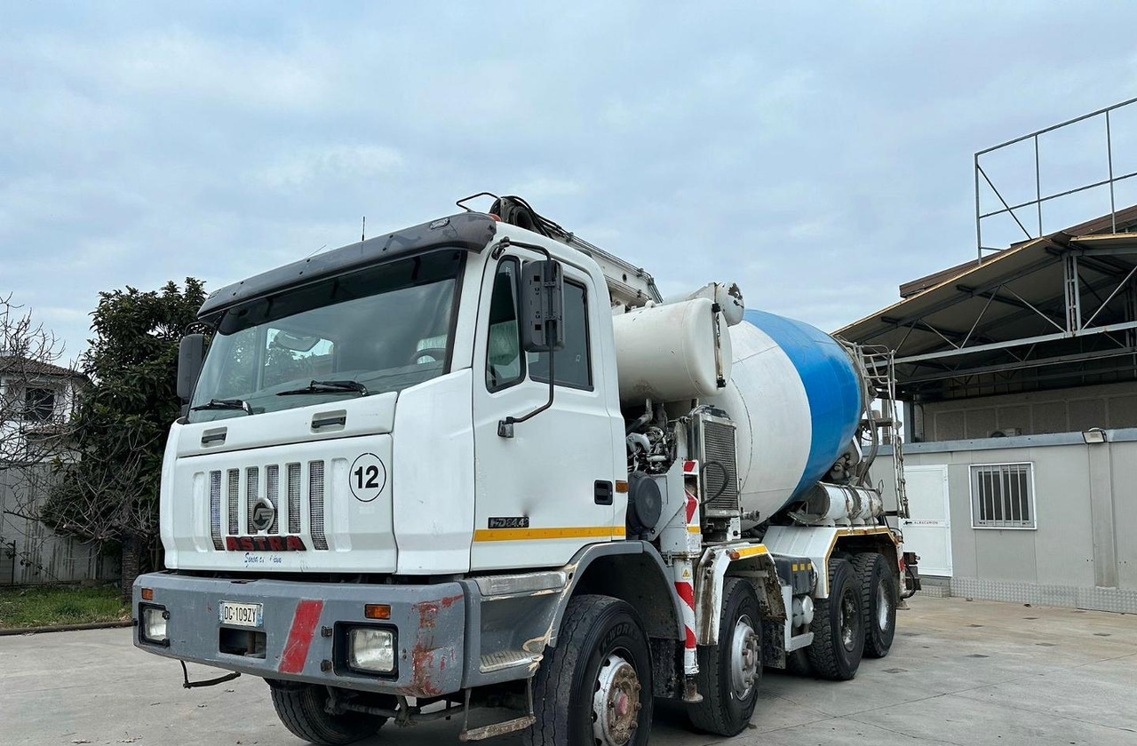 Betonpompa Cifa 28 metri - Mixer pump truck: picture 1 Betonpompa Cifa 28 metri - Mixer pump truck: picture 1