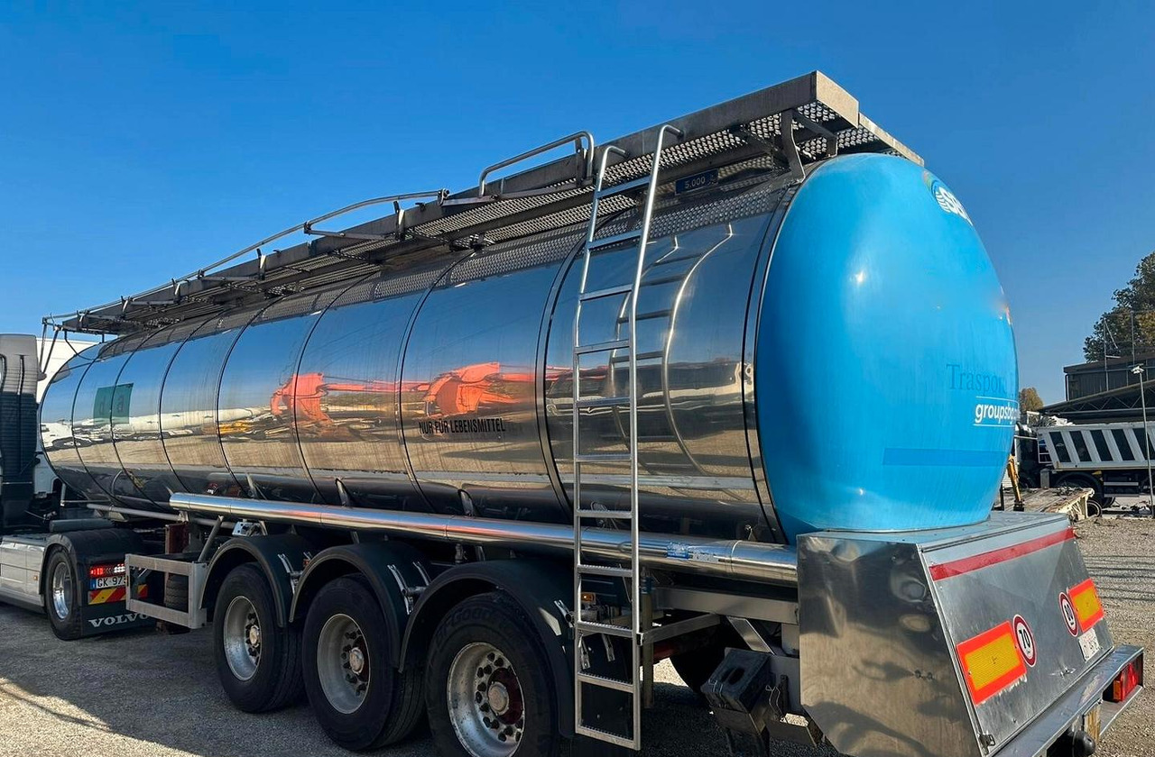 Semirimorchio cisterna Feldbinder - Tanker semi-trailer: picture 3 Semirimorchio cisterna Feldbinder - Tanker semi-trailer: picture 3