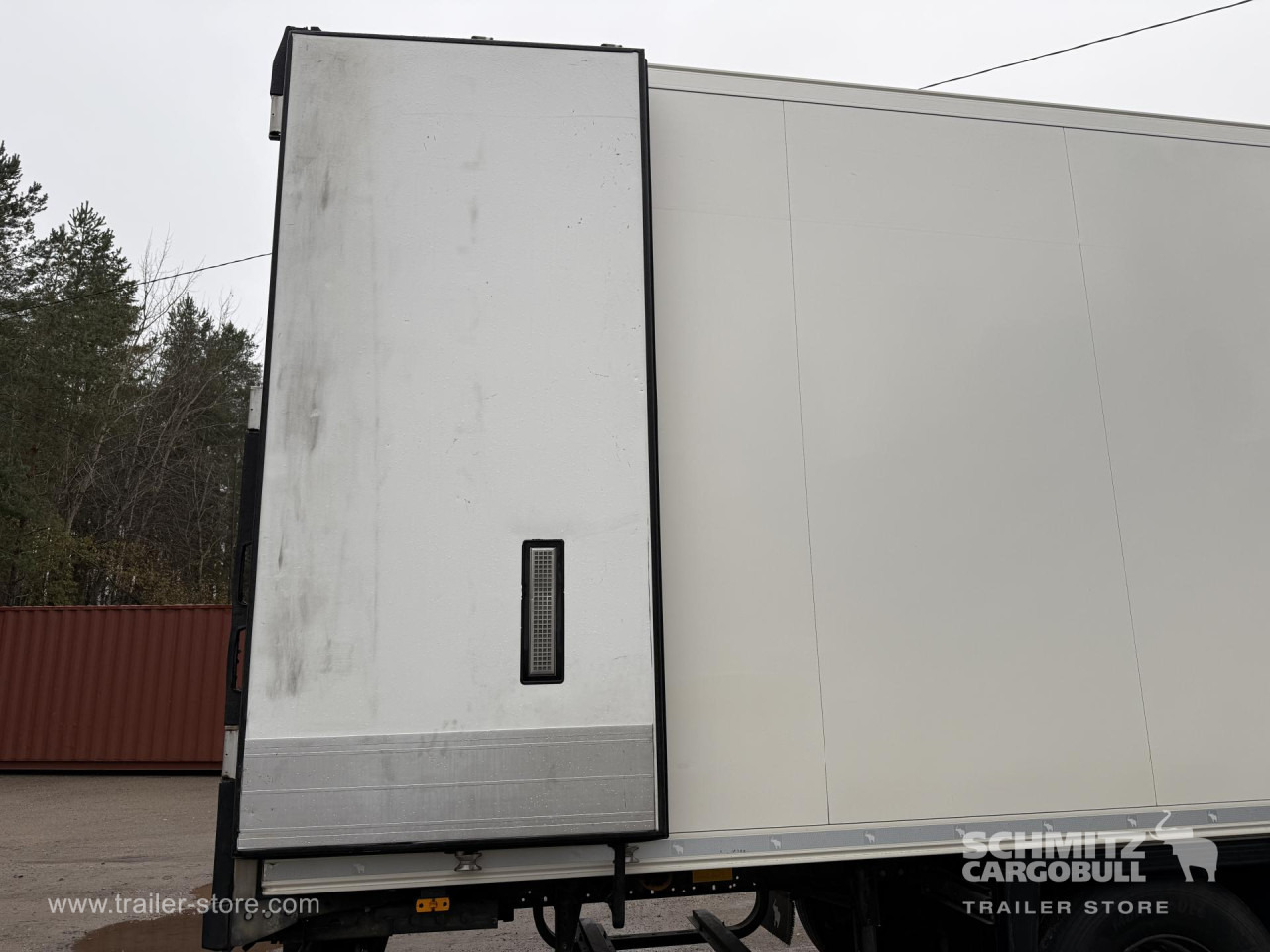 SCHMITZ Reefer Meat hanging system - Isothermal semi-trailer: picture 3 SCHMITZ Reefer Meat hanging system - Isothermal semi-trailer: picture 3