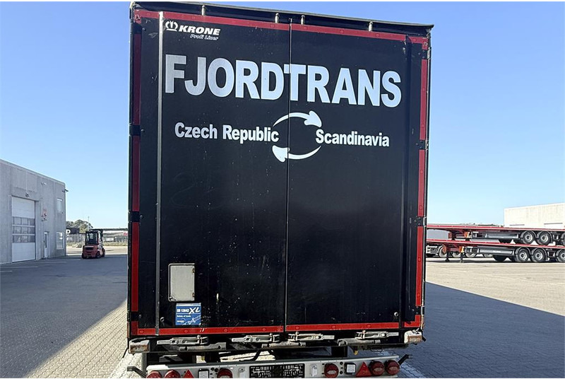 Krone 3 AKS. - Curtainsider semi-trailer: picture 5 Krone 3 AKS. - Curtainsider semi-trailer: picture 5