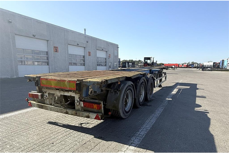 LECI Container chassis / Container-Fahrgestell / Contai - Container transporter/ Swap body semi-trailer: picture 3 LECI Container chassis / Container-Fahrgestell / Contai - Container transporter/ Swap body semi-trailer: picture 3