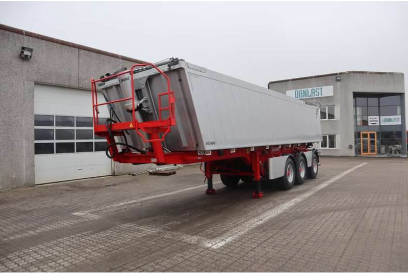 Semi-trailer KEL-BERG 31 m³: picture 1