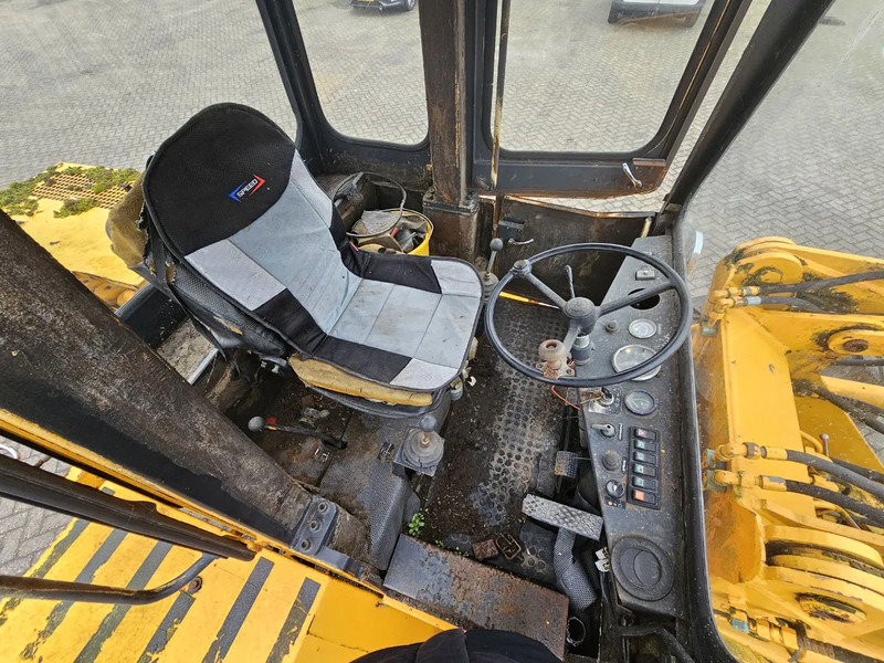 Wheel loader Ahlmann AZ9: picture 8