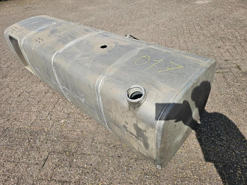 DAF Dieseltank - Fuel tank: picture 2 DAF Dieseltank - Fuel tank: picture 2