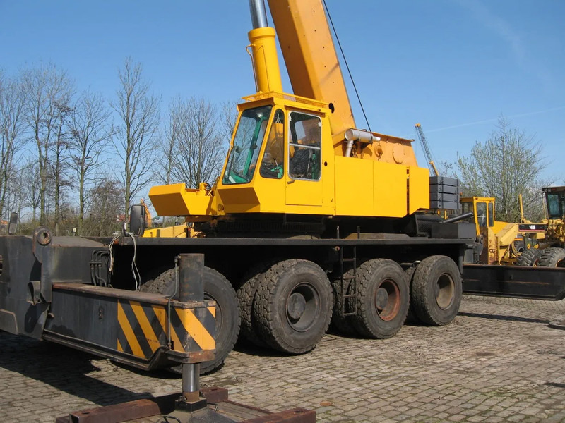 Gottwald TMK 100-44 - All terrain crane: picture 2 Gottwald TMK 100-44 - All terrain crane: picture 2