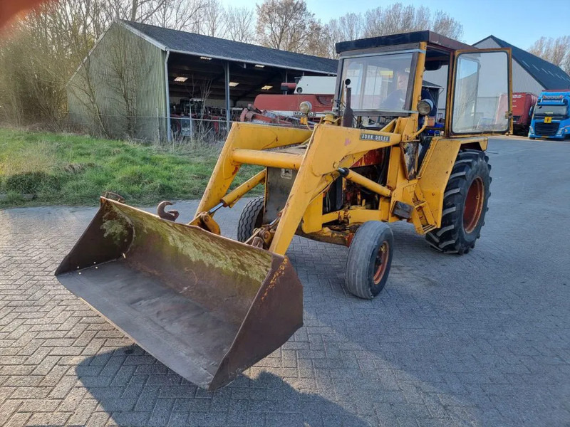 John Deere JD410 - Farm tractor: picture 1 John Deere JD410 - Farm tractor: picture 1