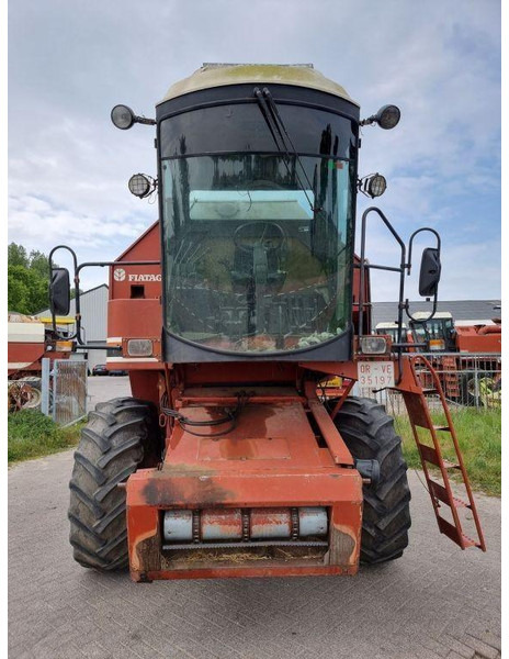 Laverda 3500 - Combine harvester: picture 2 Laverda 3500 - Combine harvester: picture 2