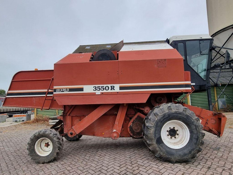 Laverda 3550 R - Combine harvester: picture 4 Laverda 3550 R - Combine harvester: picture 4
