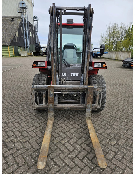 Manitou M 30-2 4ST3B - Rough terrain forklift: picture 3 Manitou M 30-2 4ST3B - Rough terrain forklift: picture 3