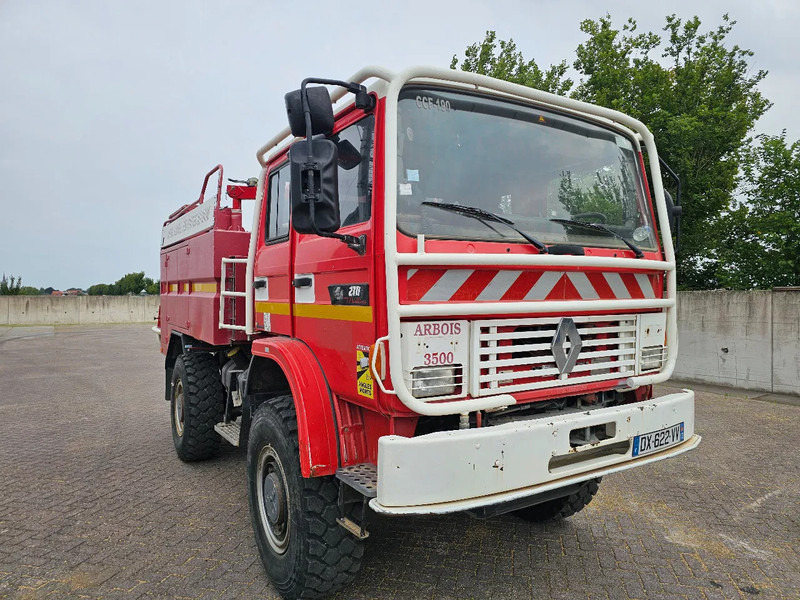 Renault M210 Arbois 3500L - Fire engine: picture 3 Renault M210 Arbois 3500L - Fire engine: picture 3