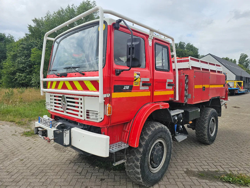 Renault M210 - Fire engine: picture 1 Renault M210 - Fire engine: picture 1