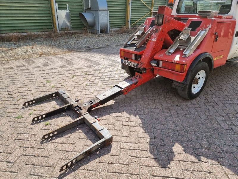 Toyota JIGE - Tow system - takelsysteem - Tow truck: picture 1 Toyota JIGE - Tow system - takelsysteem - Tow truck: picture 1