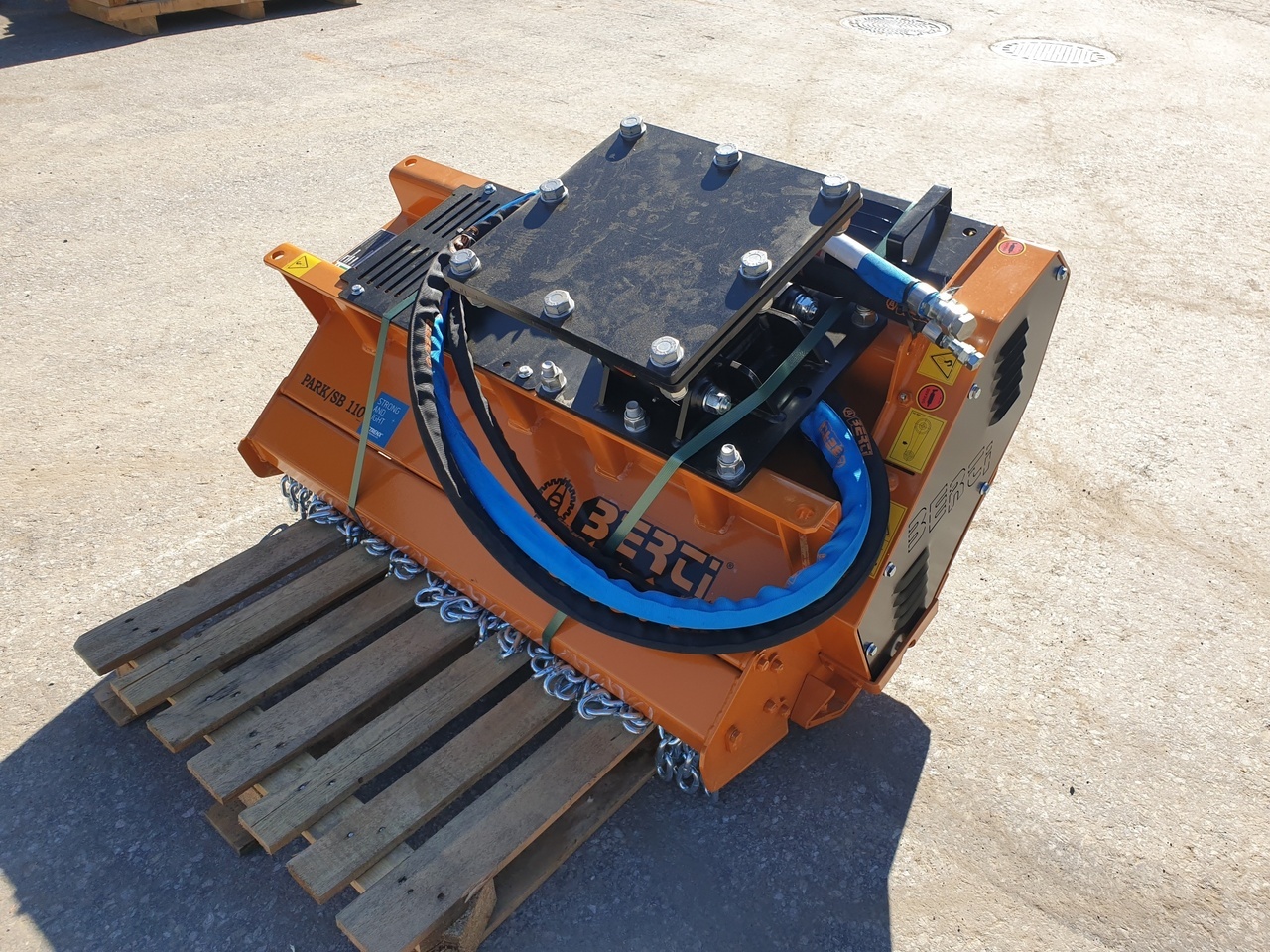 BERTI PARK/SB 110 - Hydraulic mulching head - Attachment for Excavator: picture 1 BERTI PARK/SB 110 - Hydraulic mulching head - Attachment for Excavator: picture 1