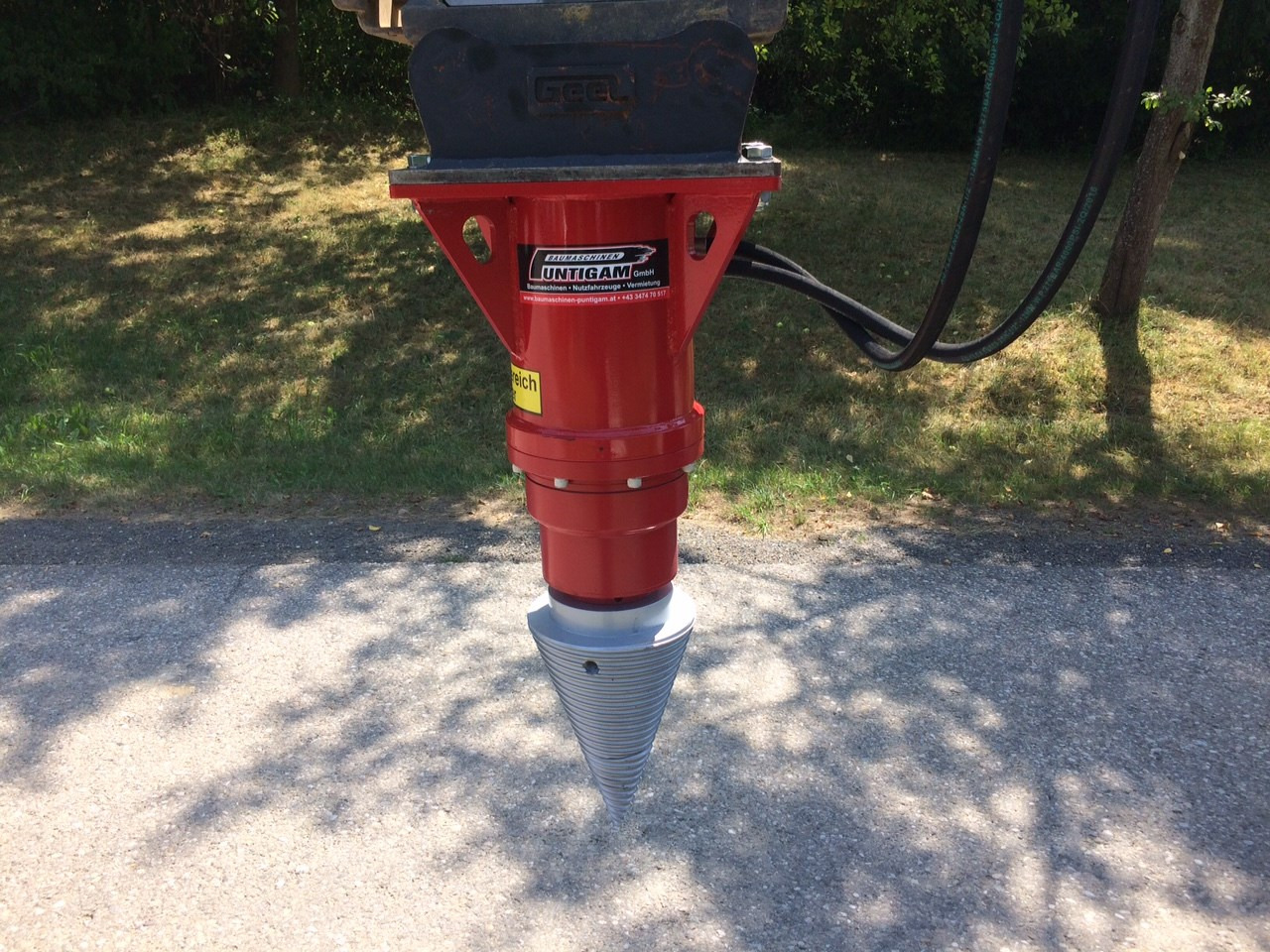 Geel KH S70 - Attachment for Excavator: picture 1 Geel KH S70 - Attachment for Excavator: picture 1