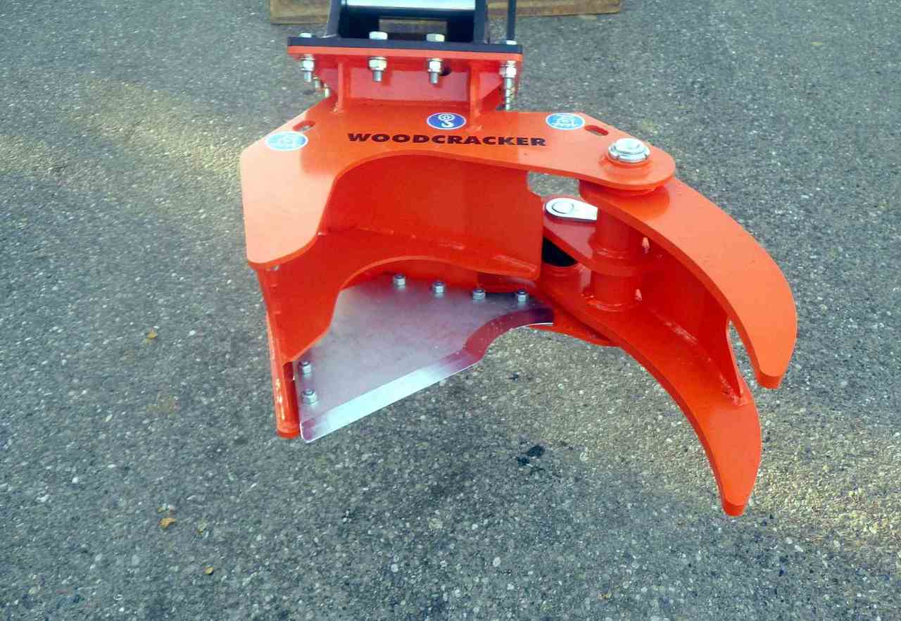 Woodcracker CL 190 - Attachment for Excavator: picture 1 Woodcracker CL 190 - Attachment for Excavator: picture 1