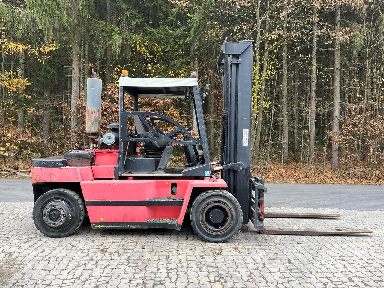 CLARK DPL 60 - Forklift: picture 2 CLARK DPL 60 - Forklift: picture 2