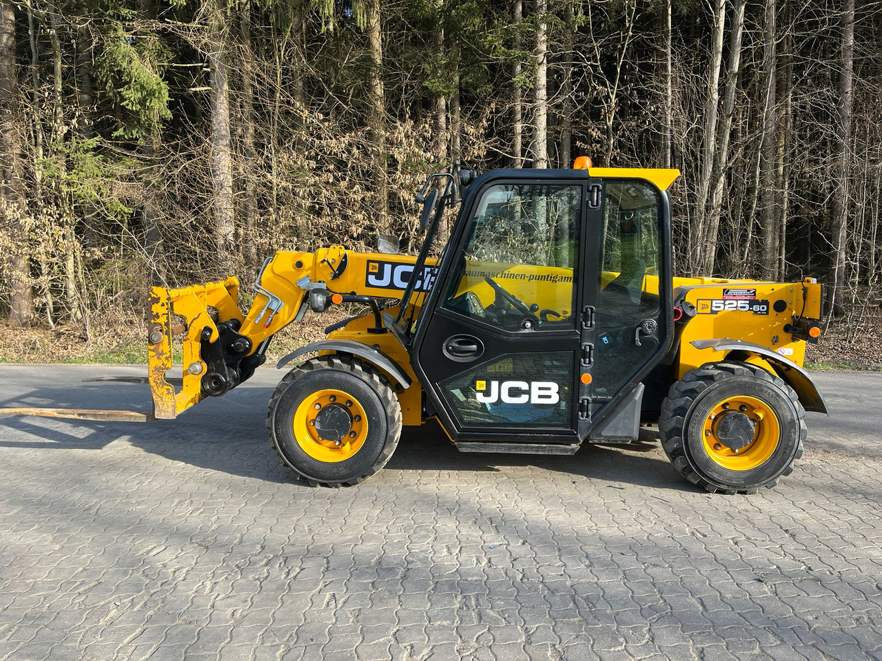 JCB 525-60 - Telescopic handler: picture 1 JCB 525-60 - Telescopic handler: picture 1