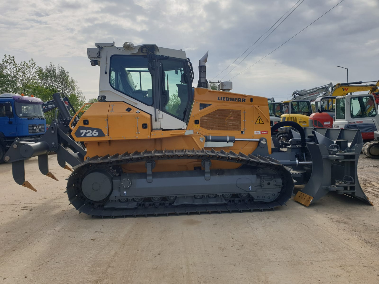 LIEBHERR PR 726 05 LGP - Bulldozer: picture 2 LIEBHERR PR 726 05 LGP - Bulldozer: picture 2