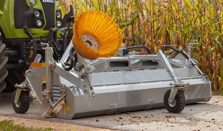 Sweeper type Typ 600 - Broom for Forestry tractor: picture 2 Sweeper type Typ 600 - Broom for Forestry tractor: picture 2